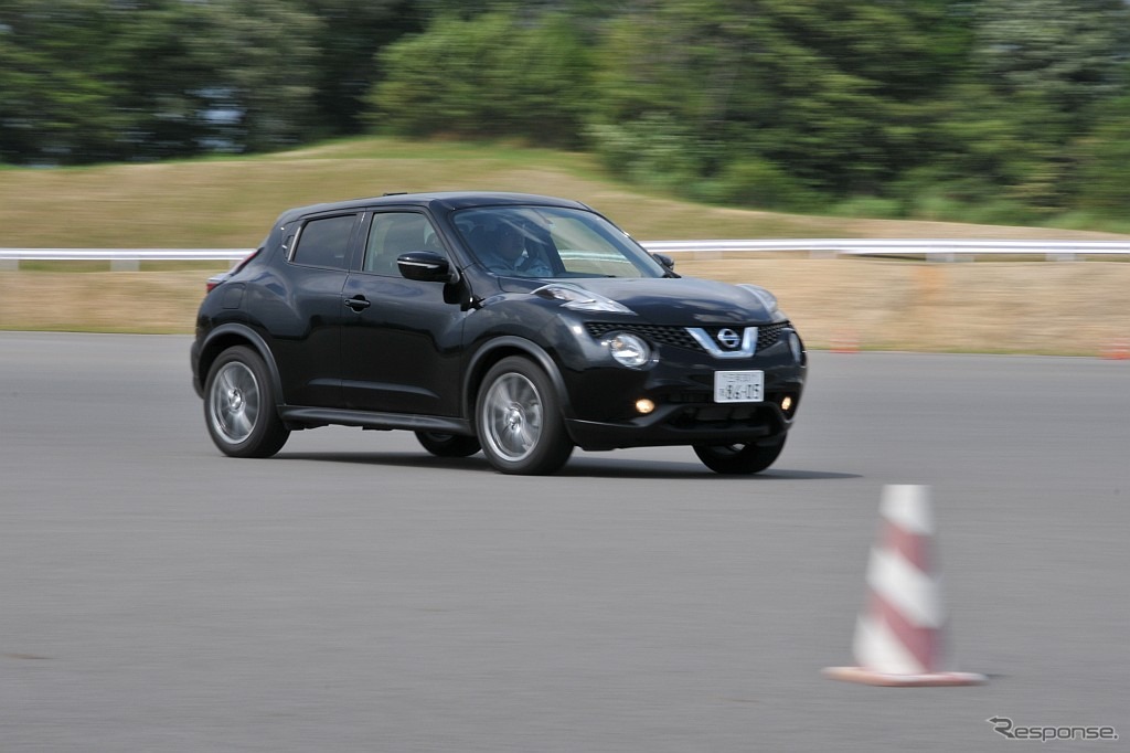 日産ジューク 16GT FOUR（Twin-ITCC搭載車）