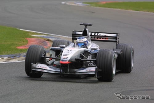 【F1イギリスGPリザルト】引退説ハッキネン、今季初優勝!!