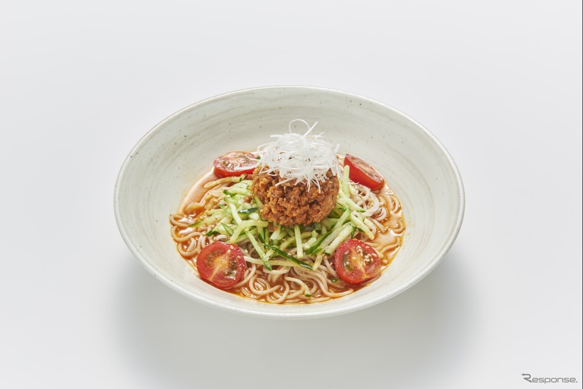 1　冷し担々風ピリ辛そば（いろり庵）