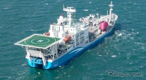 浚渫兼油回収船「清龍丸」