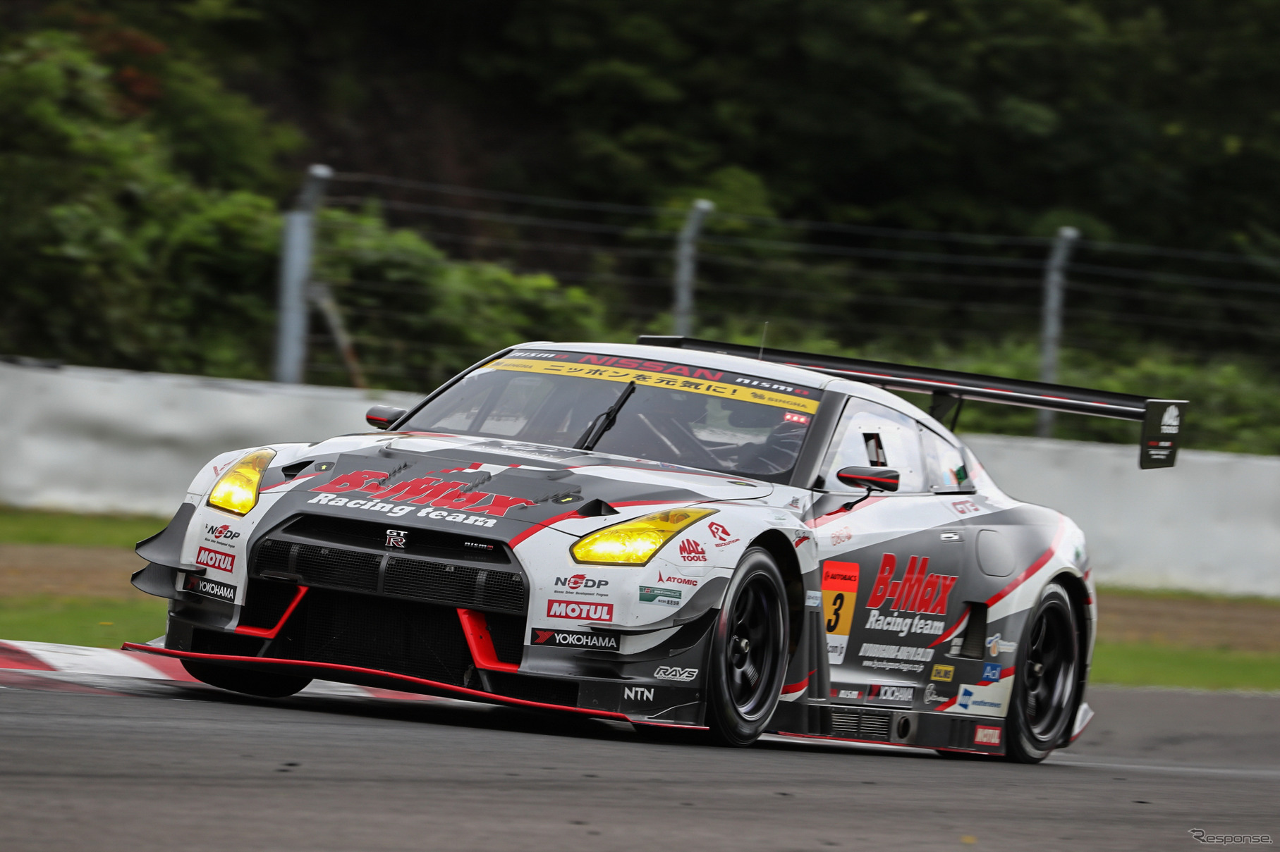 決勝5位の#3 GT-R。