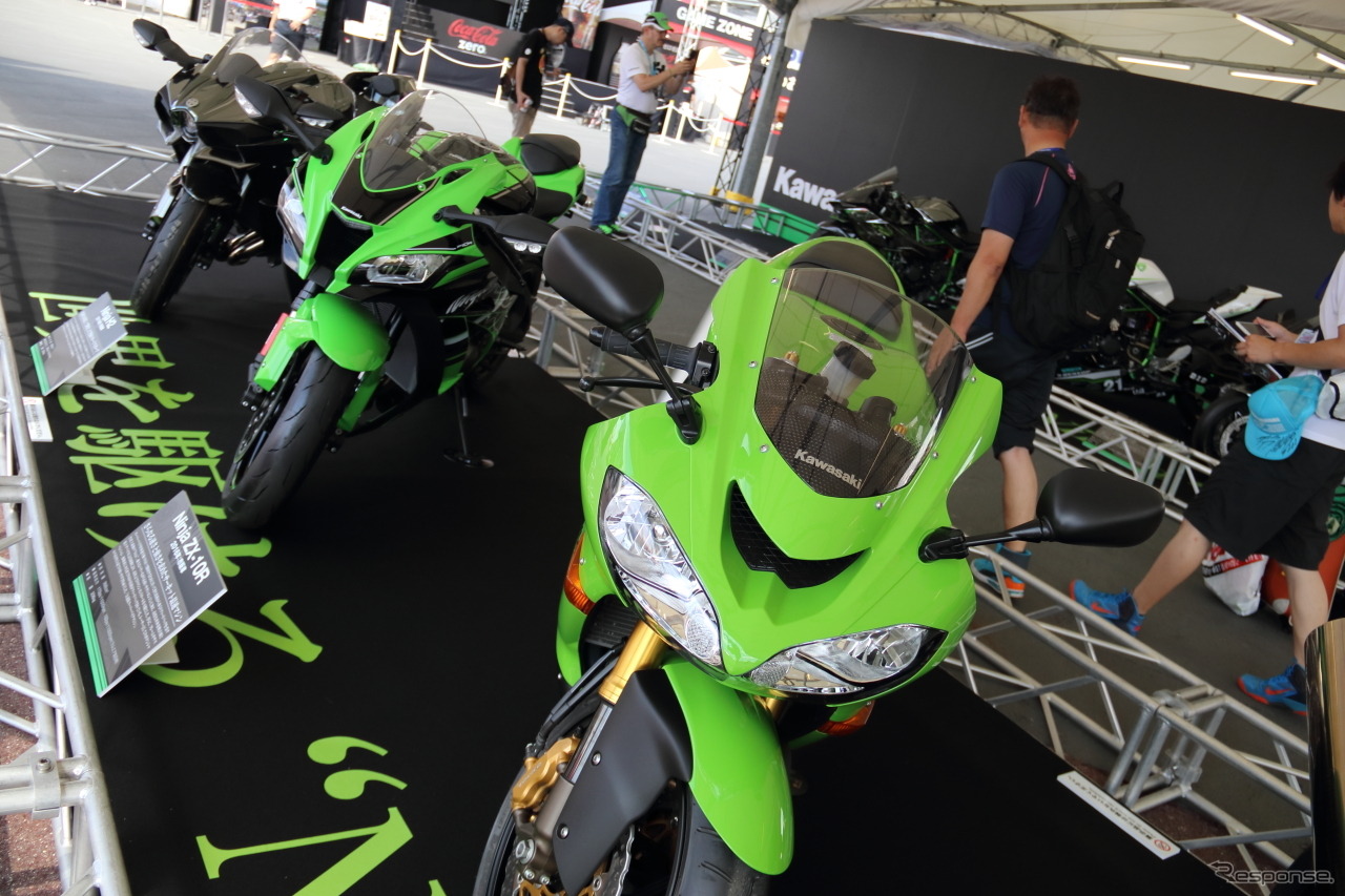 2016鈴鹿8耐 カワサキ特別展