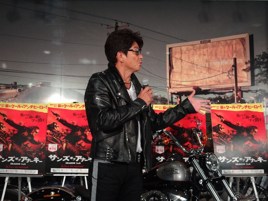 H-D新宿にておこなわれた『サンズ・オブ・アナーキー』DVD発売記念イベントに登場した俳優の哀川翔さん。
