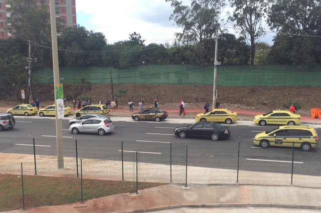 リオデジャネイロのタクシー事情…スマホがカーナビ「グーグルマップを使う人はマシ」