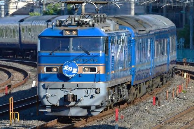 上野～札幌間で運行されていた寝台特急『北斗星』。2015年に廃止された。