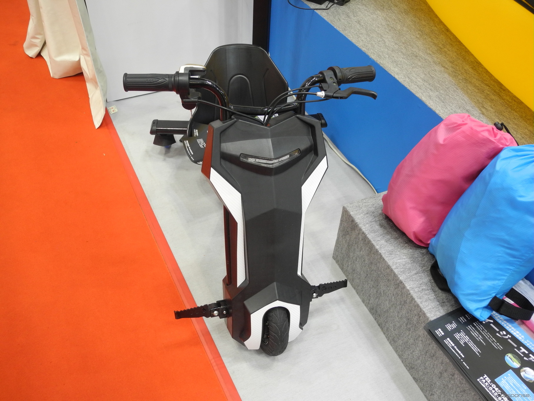 フロントラインが展示した電動ドリフト3輪車「ドリフトトライク」