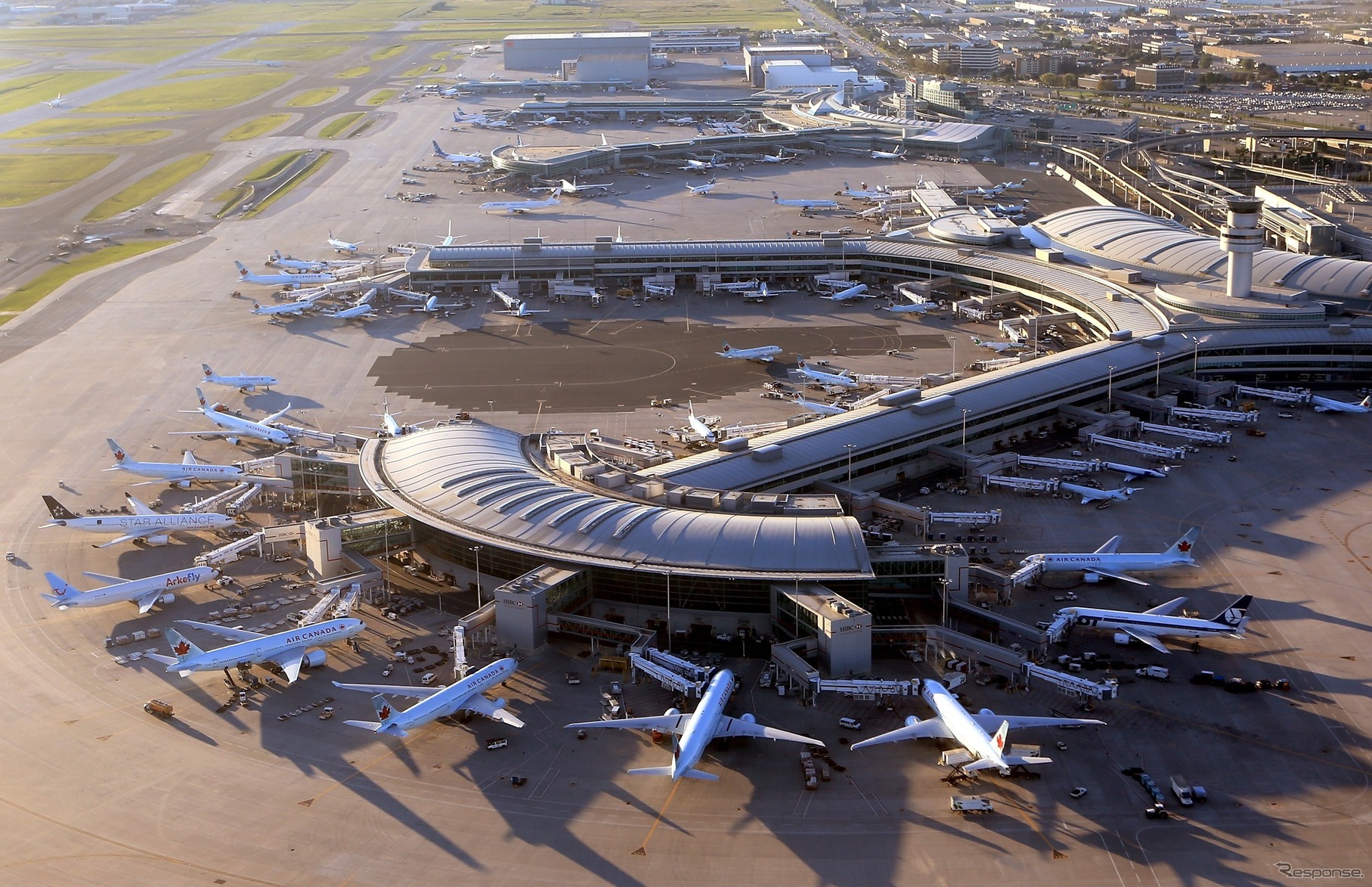 トロント空港
