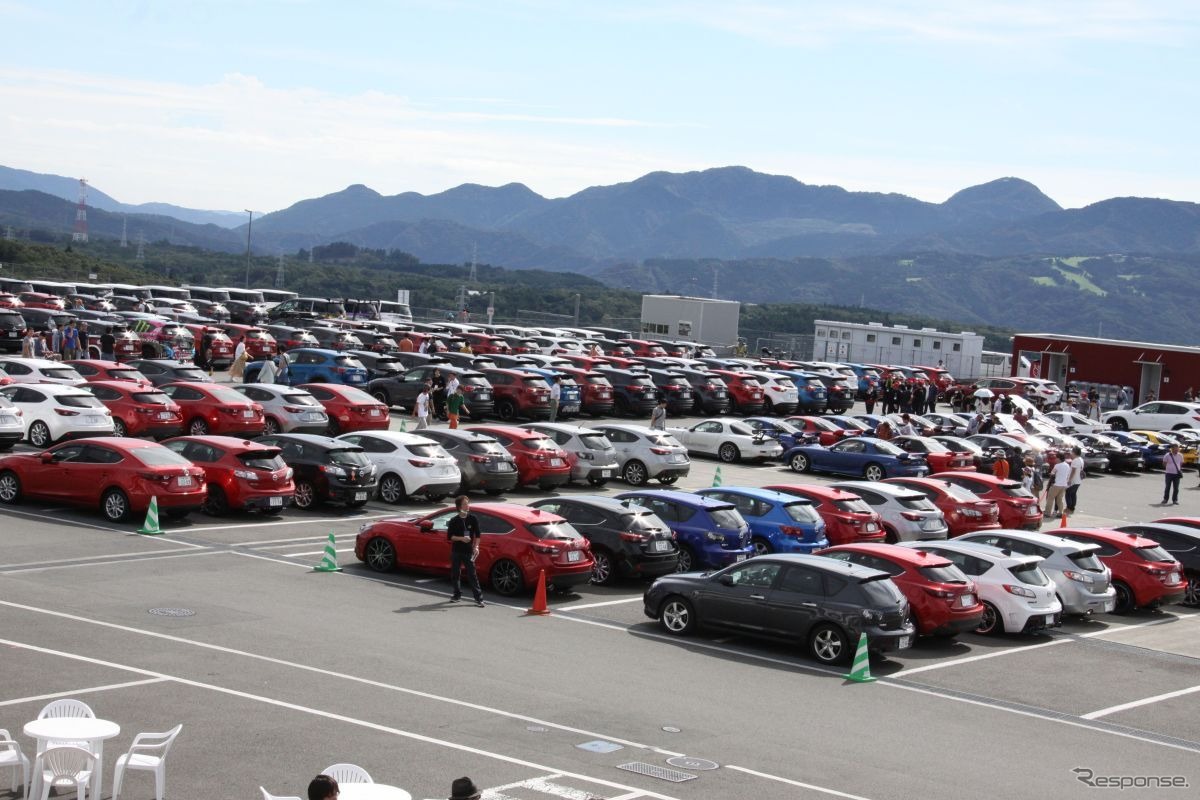 Be a driver. Experience at FUJI SPEEDWAY