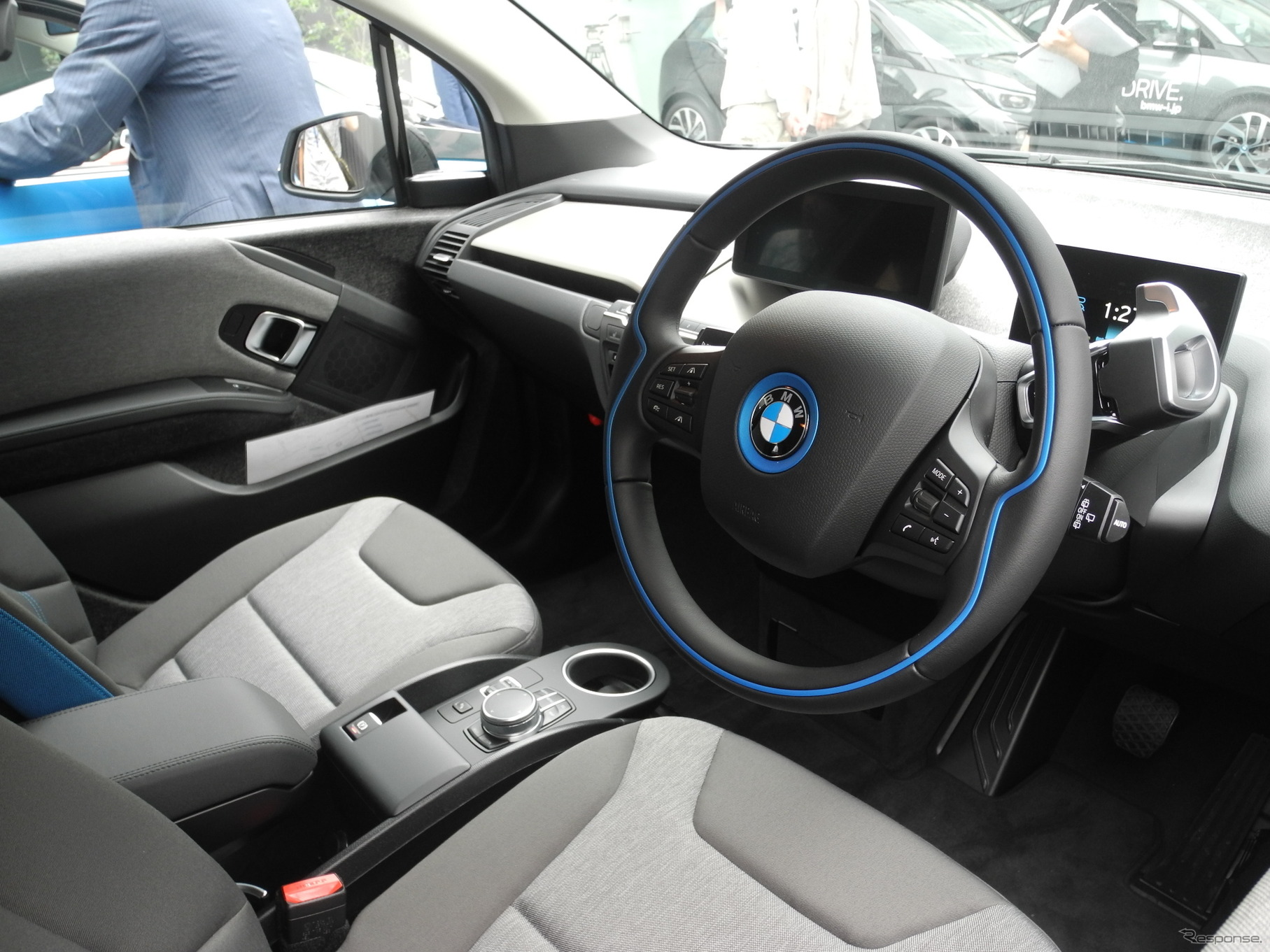 『i3』のインテリア
