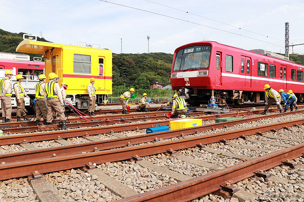 鉄道事故復旧訓練（京急ファインテック久里浜事業所、10月4日）