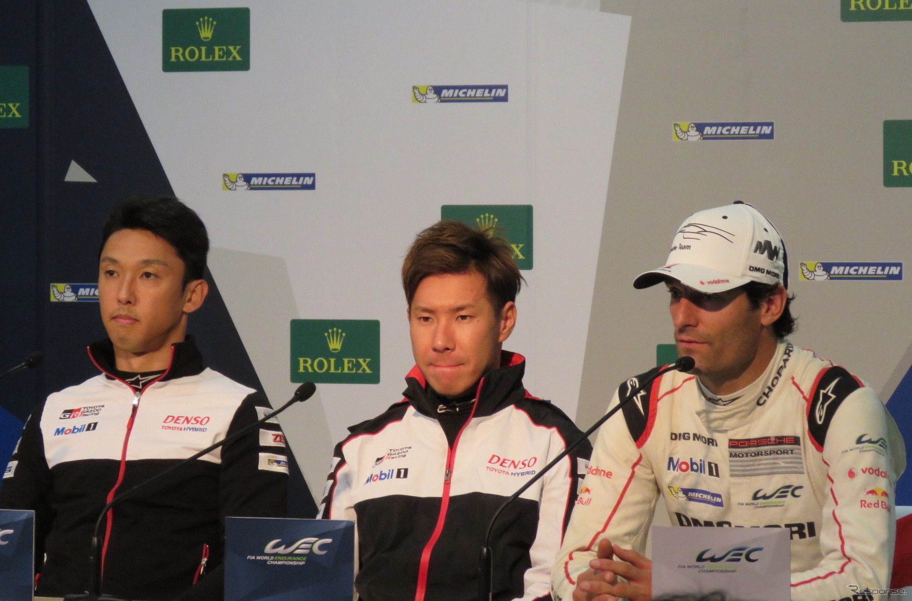金曜プレスカンファレンスに出席した（左から）中嶋一貴、小林可夢偉、M.ウェーバー。