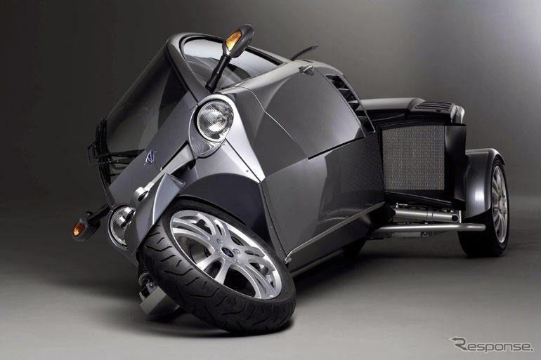 3輪自動車 カーバー・ワン 日本発売…世界初のアクディブ チルト
