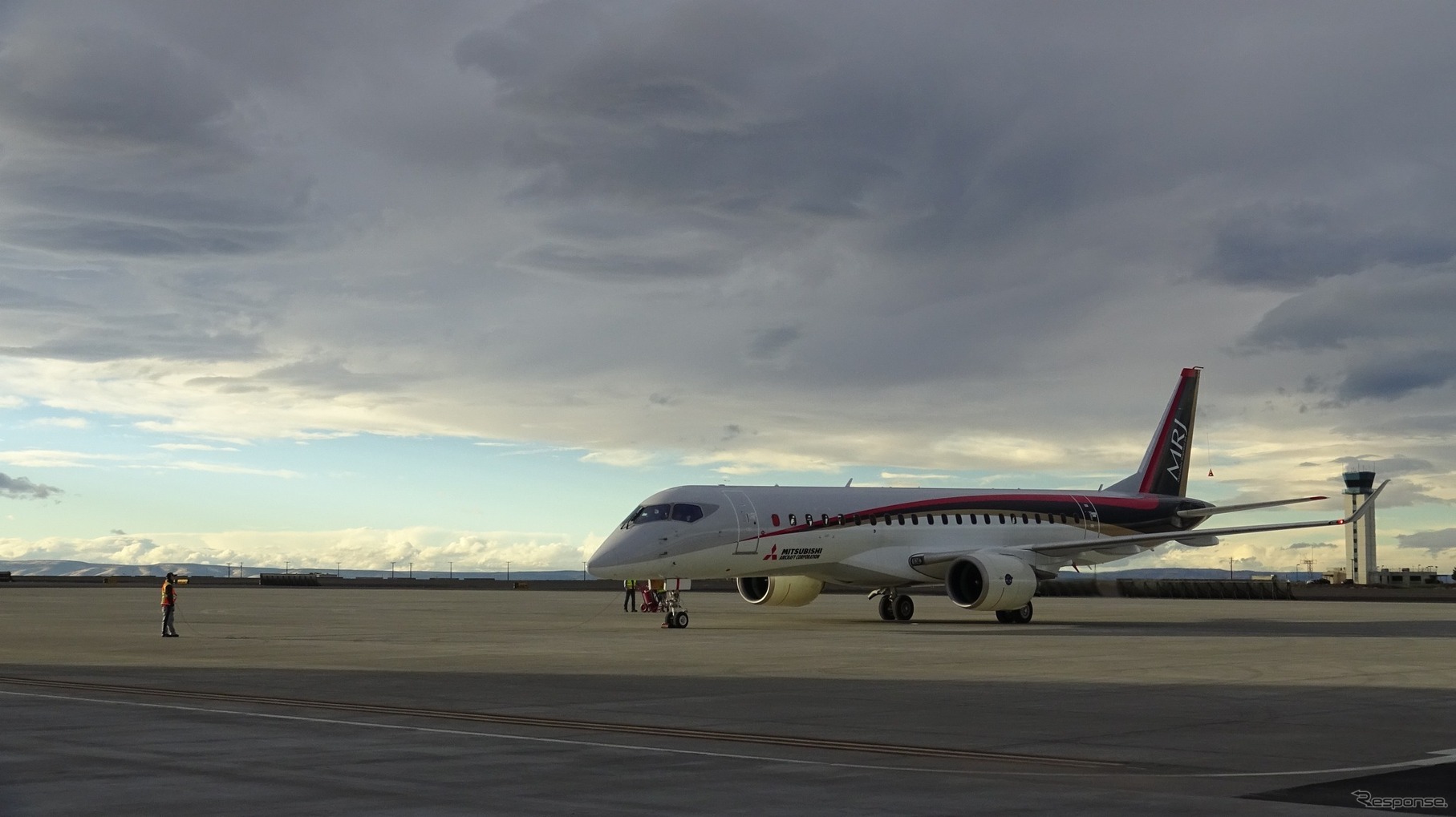 MRJ（グラント・カウンティ空港）　〈写真提供　三菱航空機〉