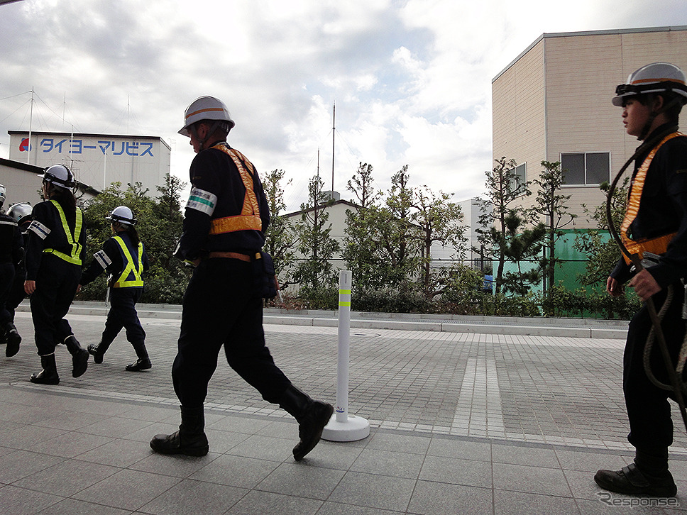 東京メトロ 異常時総合想定訓練（10月27日、新木場検車区内 総合研修訓練センター）