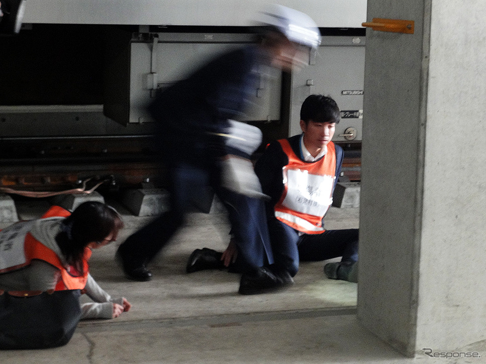 東京メトロ 異常時総合想定訓練（10月27日、新木場検車区内 総合研修訓練センター）