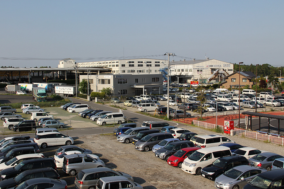 芝山千代田駅前