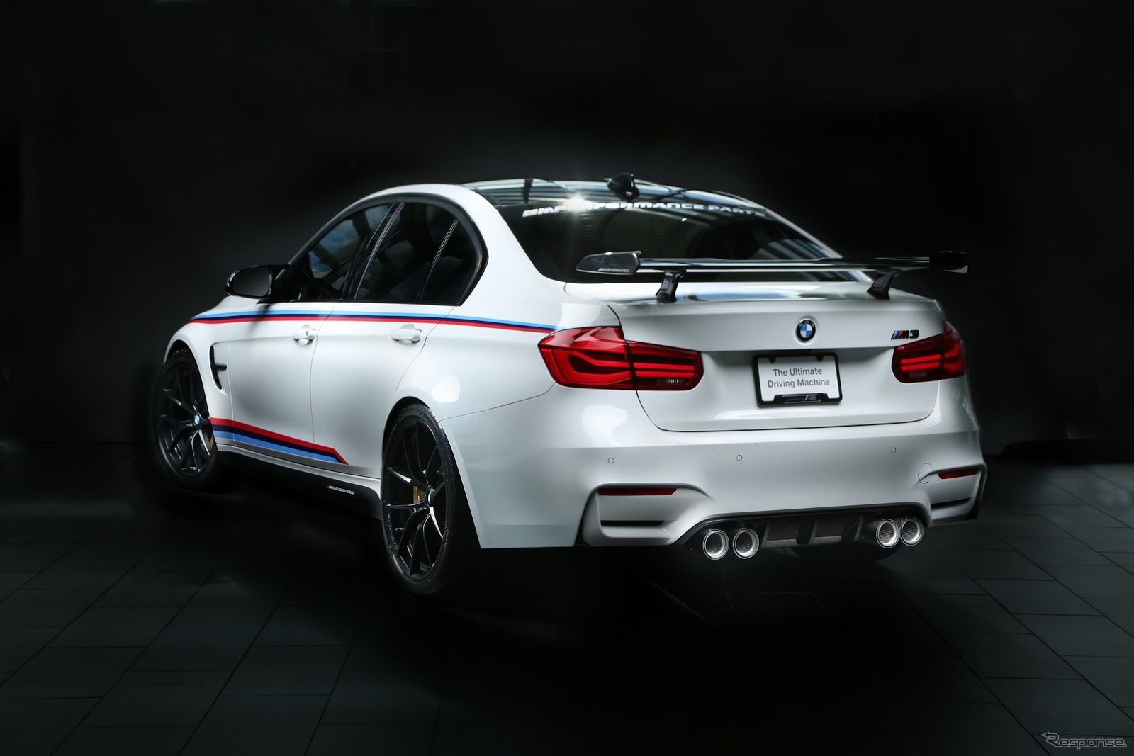 BMW M3セダンの新Mパフォーマンスパーツ