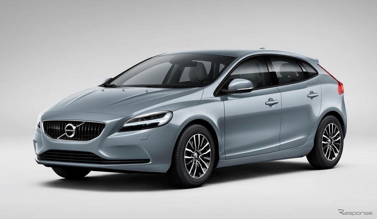 ボルボV40の2017年型