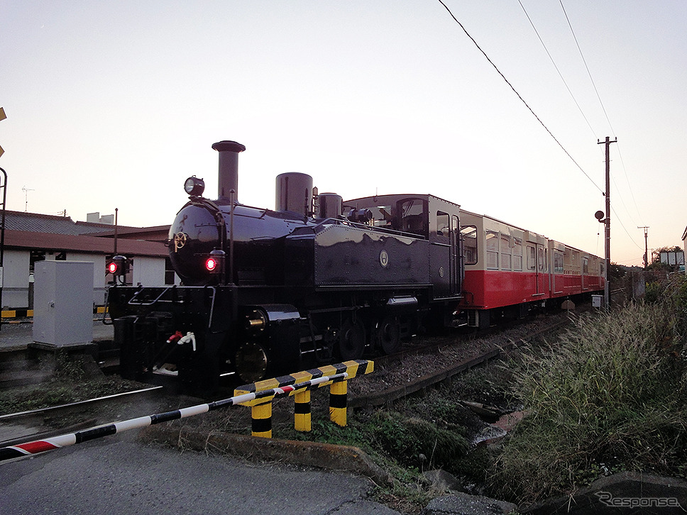 小湊鉄道線「里山トロッコ」（上総牛久駅）