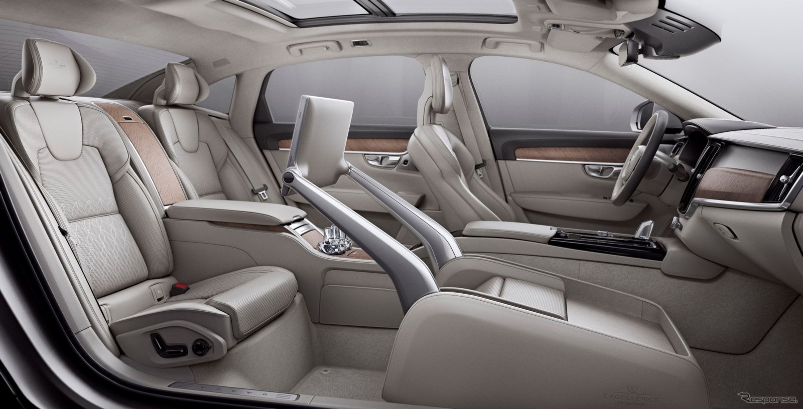 新型ボルボ S90 エクセレンス