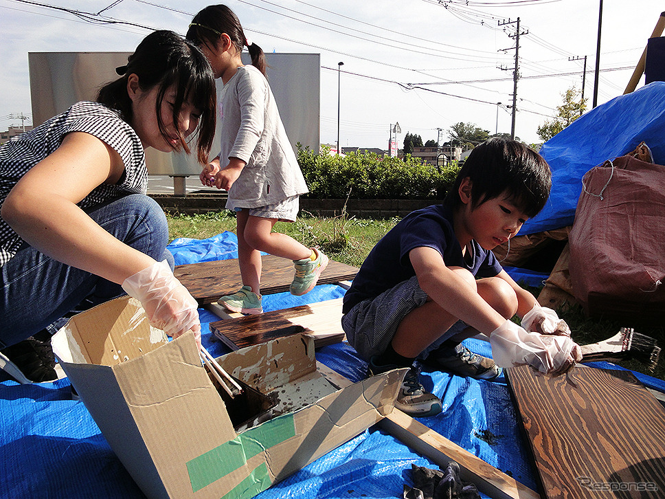 野田線車両基地の街、七光台にオープンした「Meet Up Under the Tree」（10月下旬の準備のようす）