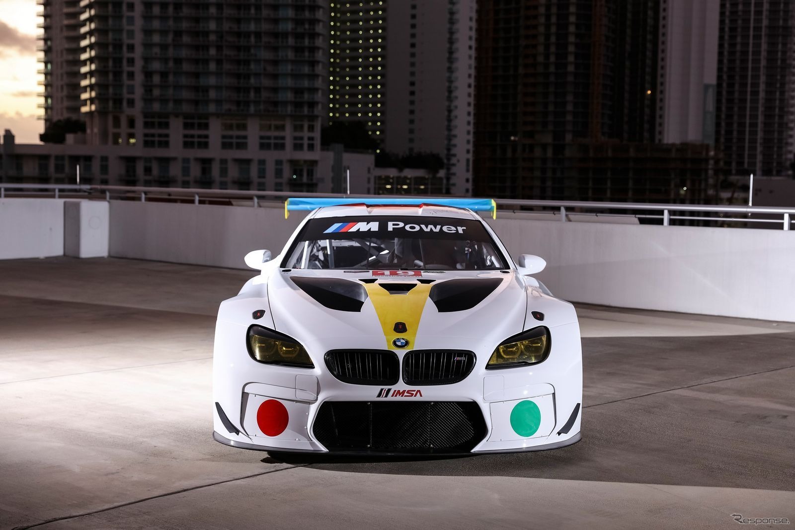 BMW M6 のアートカー