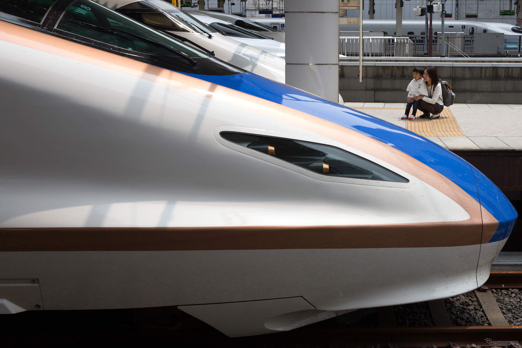 北陸新幹線（東京駅）　(c) Getty Images