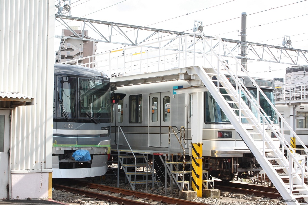 今回の臨時列車は最初に完成した13101編成を使用したが、車両基地には13102編成も搬入済み。2017年3月の営業運行開始に向けて準備が進む。