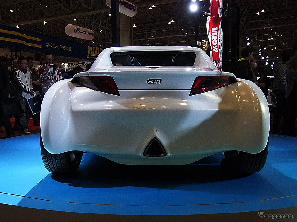 無限（東京オートサロン2017／1月13～15日／幕張メッセ）