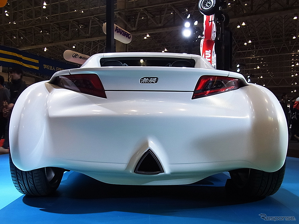 無限（東京オートサロン2017／1月13～15日／幕張メッセ）