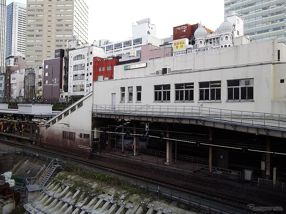 御茶ノ水駅（2017年1月23日撮影）