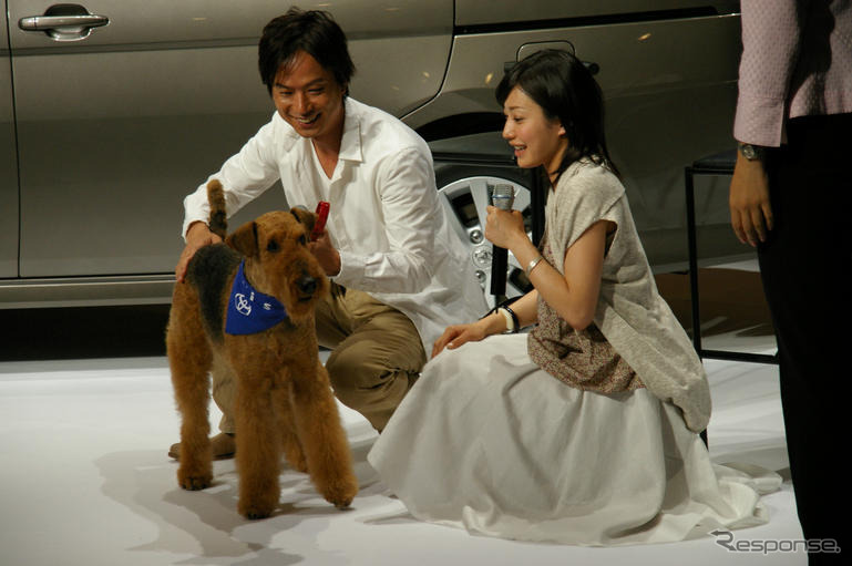 【写真蔵】椎名桔平＆菅野美穂…トヨタ アイシス 新CM発表会