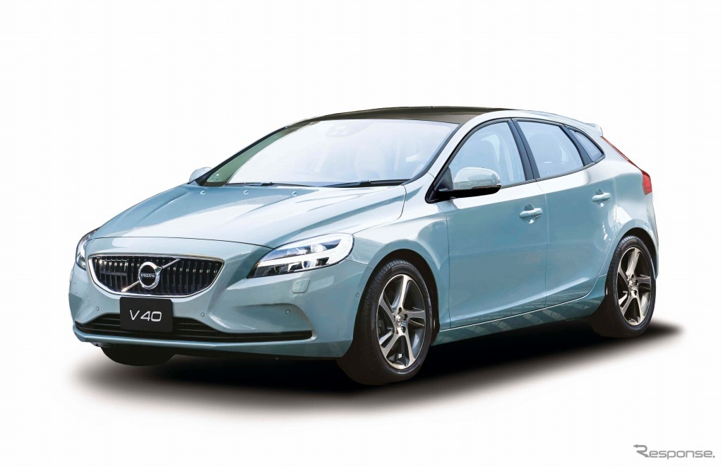 ボルボ V40 T3/D4 アマゾン ブルー エディション