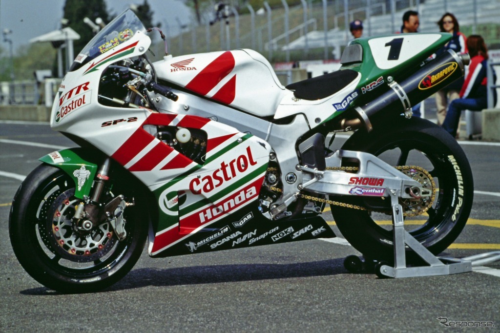 ホンダ VTR1000SPW（2001年）【ライダー：コーリン・エドワーズ】スーパーバイク世界選手権シリーズ2位