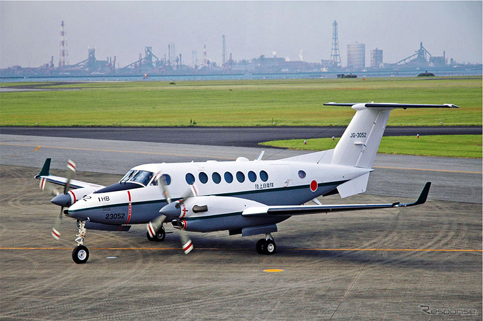 陸上自衛隊 指揮連絡・偵察機 LR－2