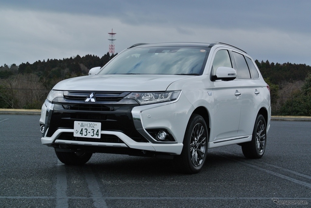 三菱 アウトランダーPHEV Sエディション