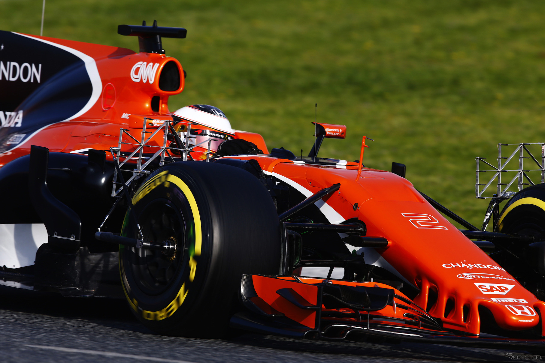 2015年GP2王者のS.バンドーンは、昨季のスーパーフォーミュラ参戦を経て、今季はF1マクラーレン・ホンダのレギュラーに昇格（写真はF1バルセロナ合同テストでの#2 バンドーン）。