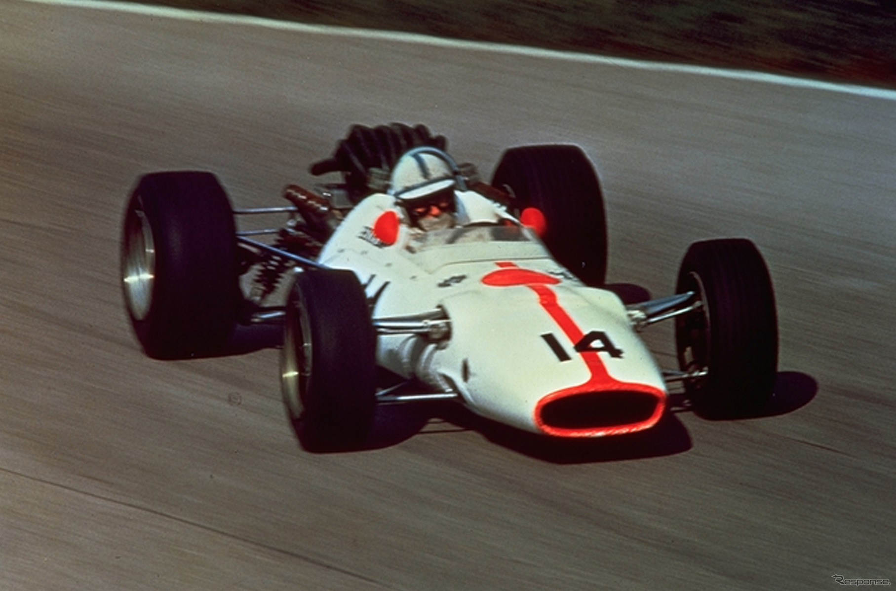 サーティース氏は1967年のF1イタリアGPで優勝（当時ホンダ）。