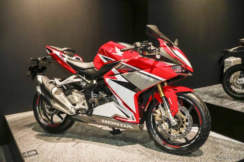 国内導入間近か!?　新型Honda CBR250RR。