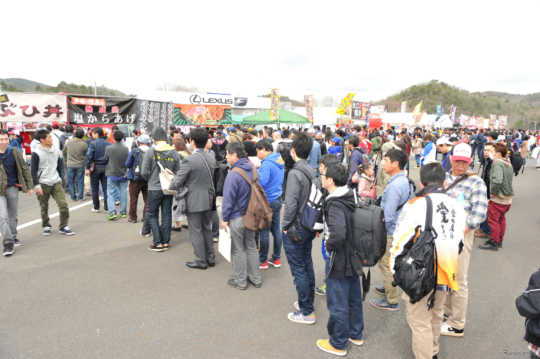 イベント広場風景