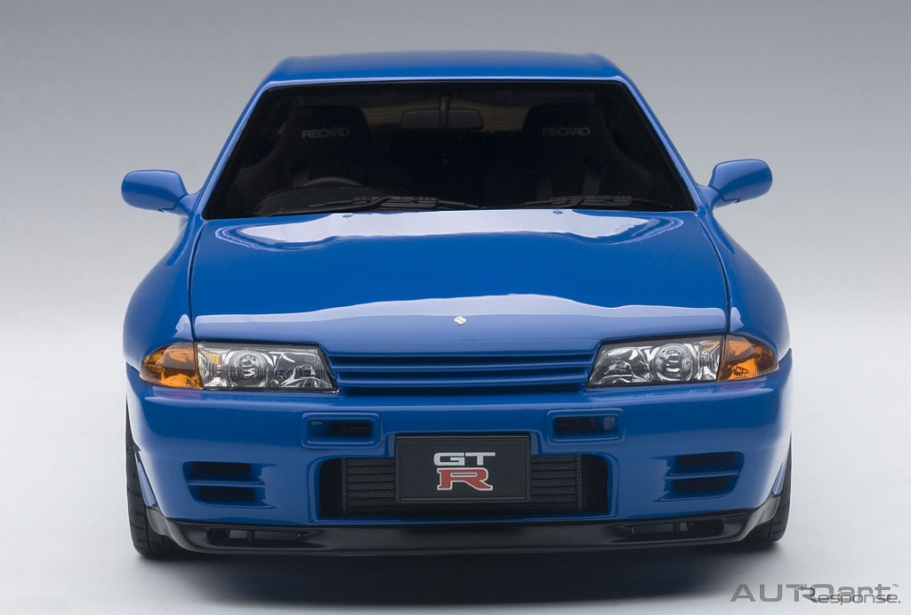 オートアート 日産スカイライン GT-R（R32）VスペックII チューンド・バージョン 1/18スケールモデル