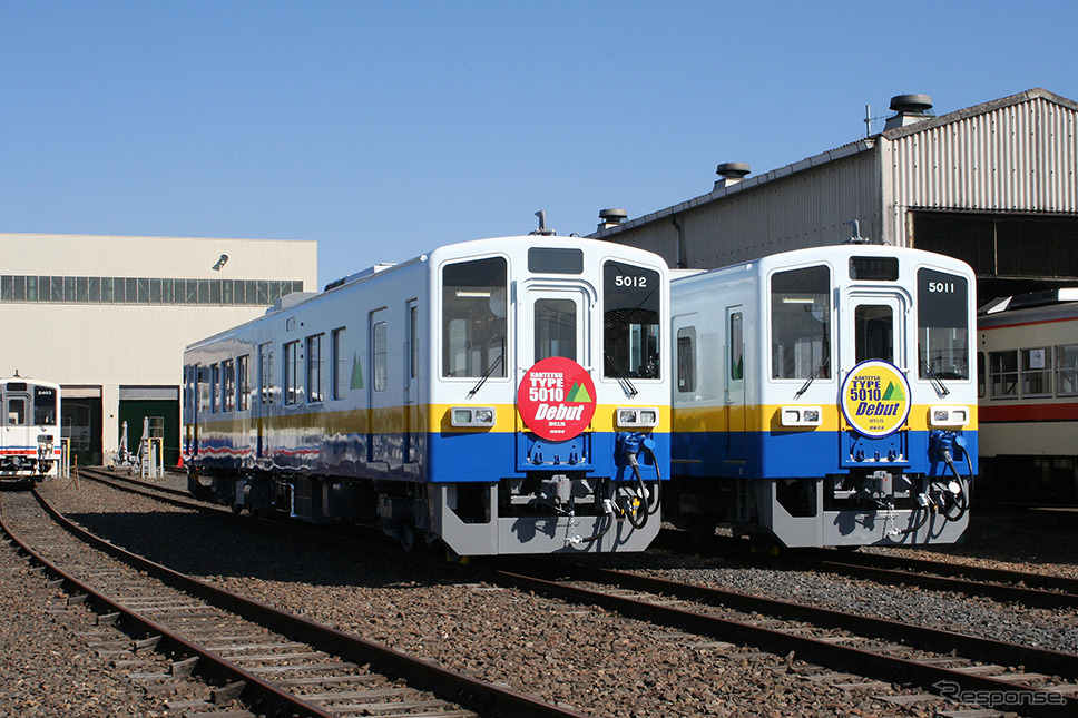 キハ313・314は新型車両（写真）の導入に伴い定期列車での運用を終了した。