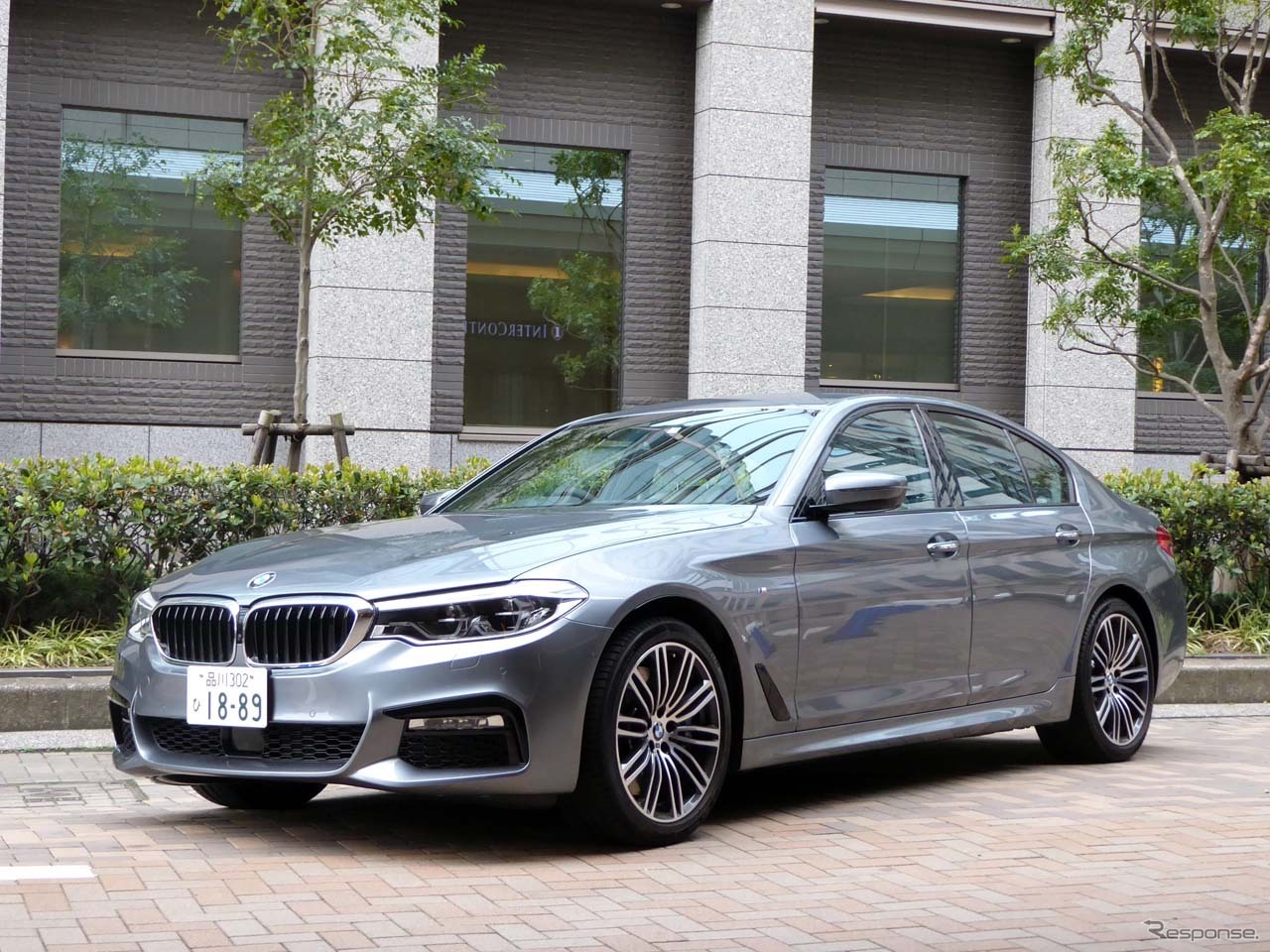 ニュアンス・コミュニケーションズの音声認識・自然言語処理技術の車載器を搭載する新型BMW「5シリーズ」