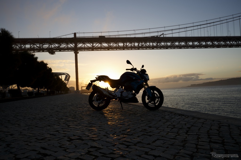 BMW G310R