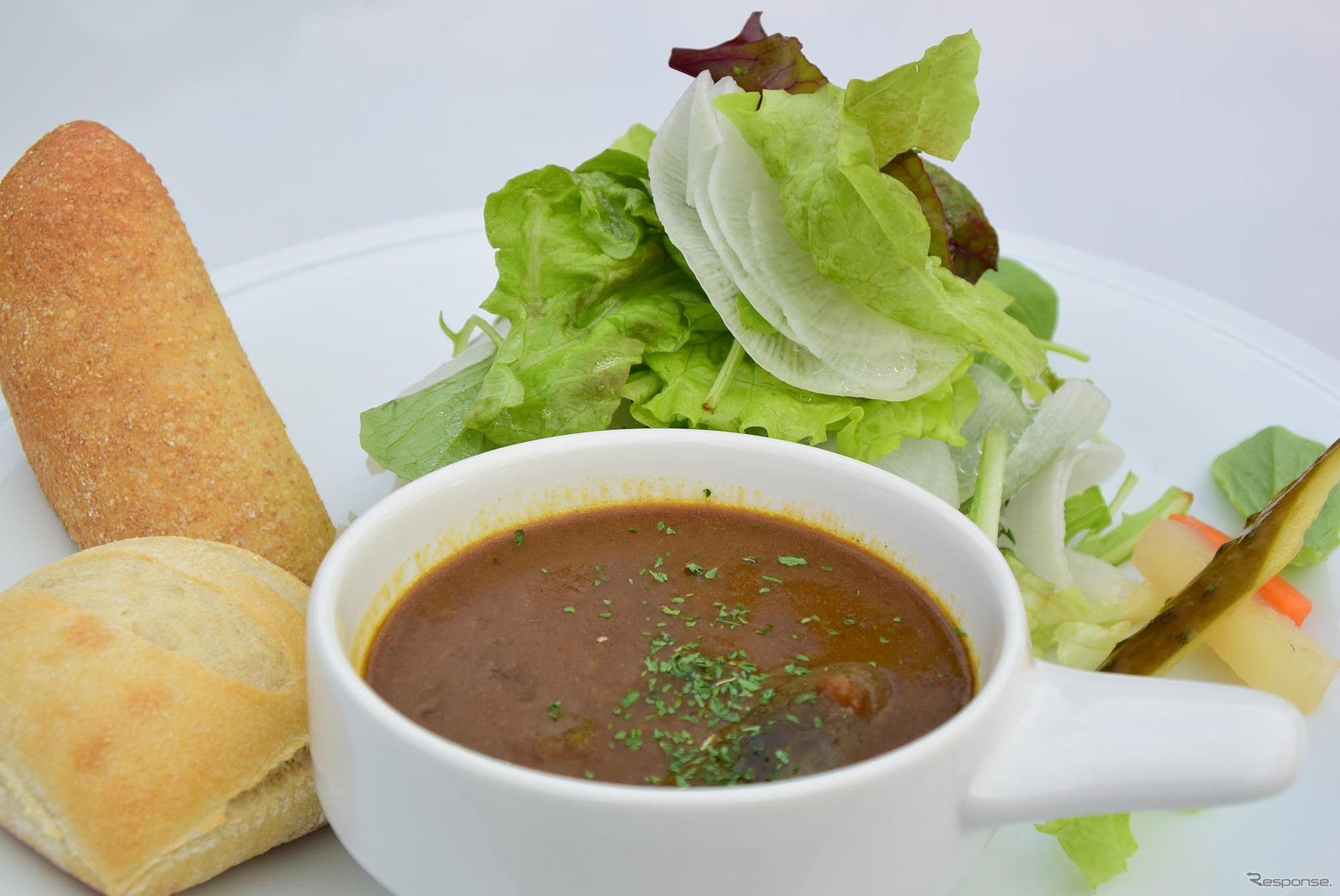 カレーランチ。なかなか良い味だった。