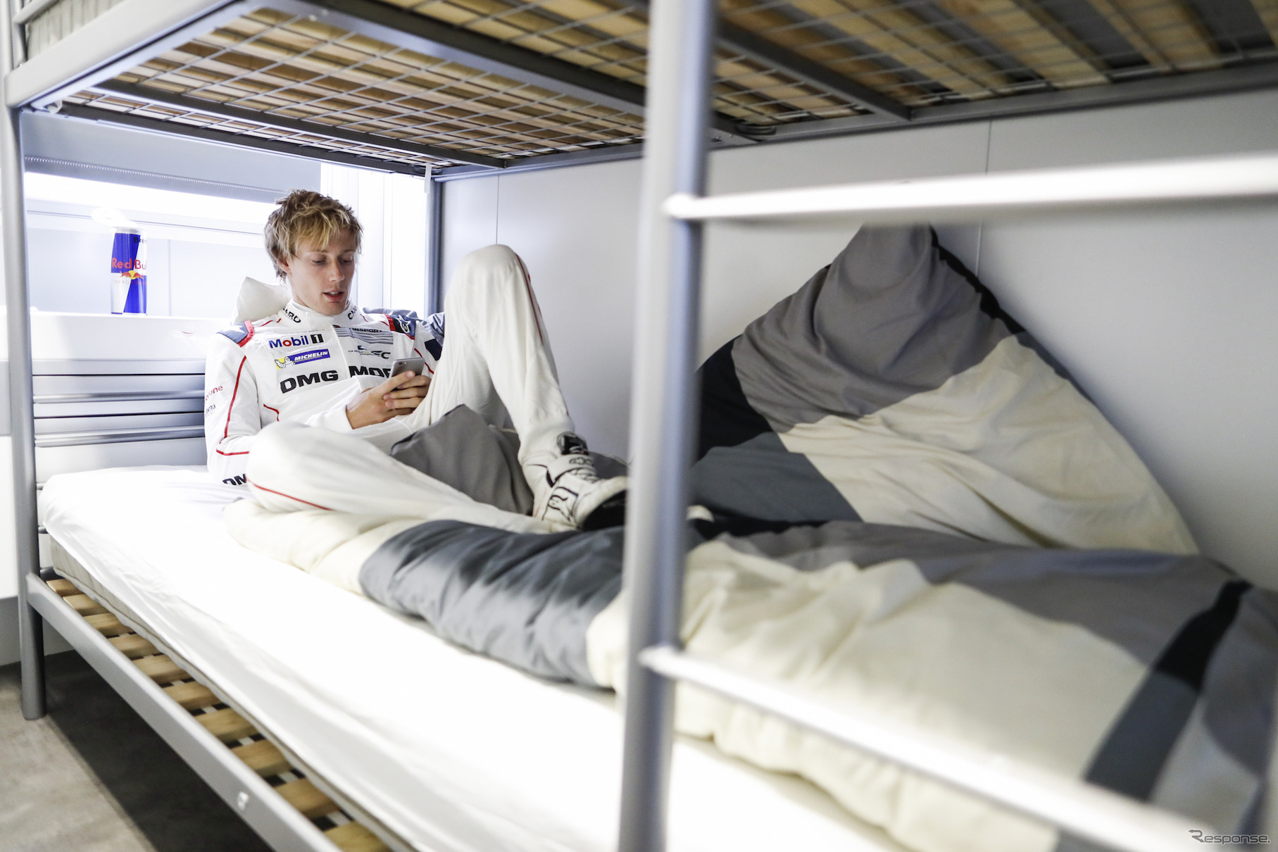 ルマンのレース中に休養を取るブレンドン・ハートレー（写真は2016年）。