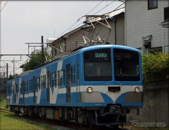 「流馬」としては7月30日限りで消える流鉄5000形最初の編成。来春には装いを新たに再登場する予定。