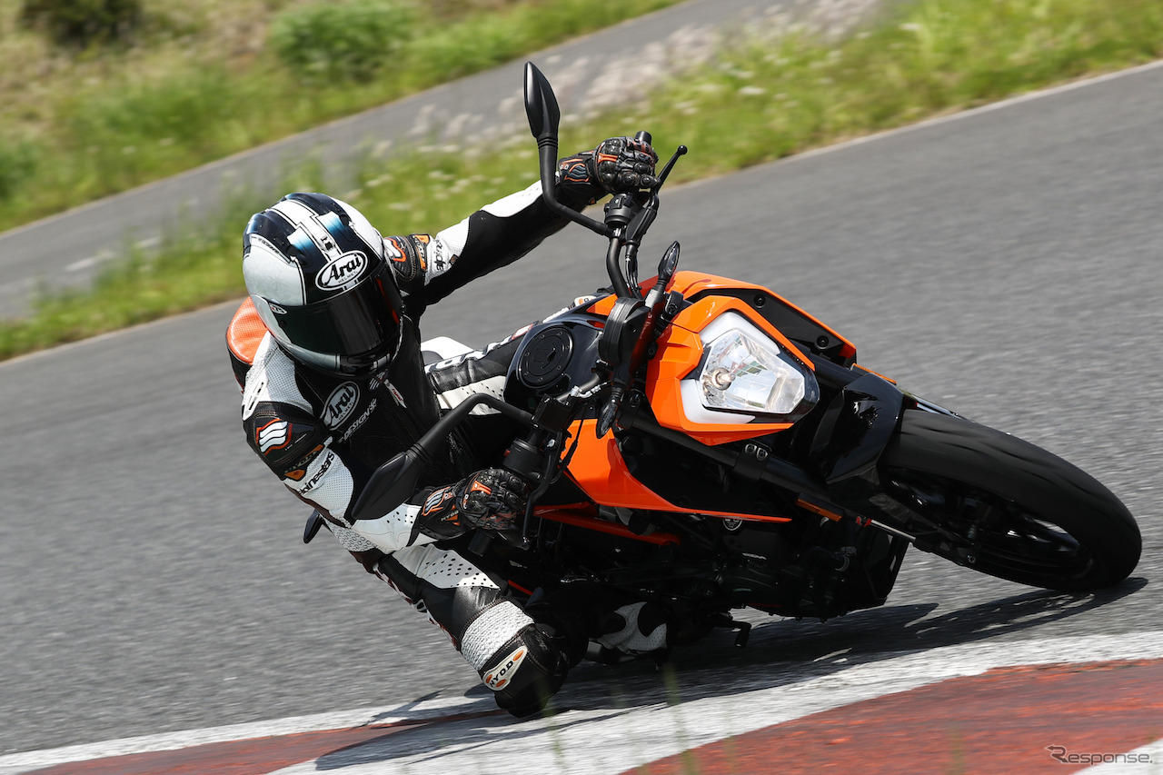 元ロードレース世界選手権GP250チャンピオンの原田哲也さん。