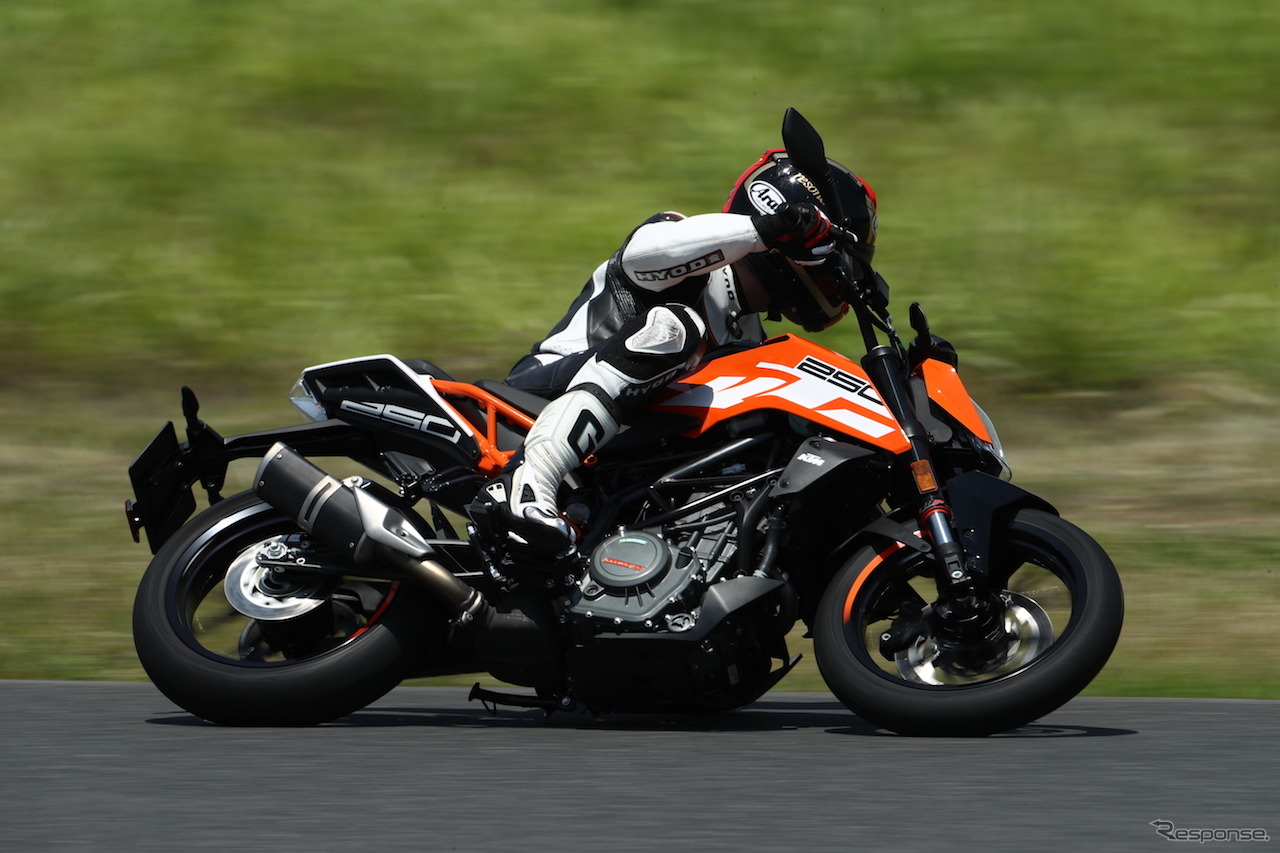 元ロードレース世界選手権GP250チャンピオンの原田哲也さん。