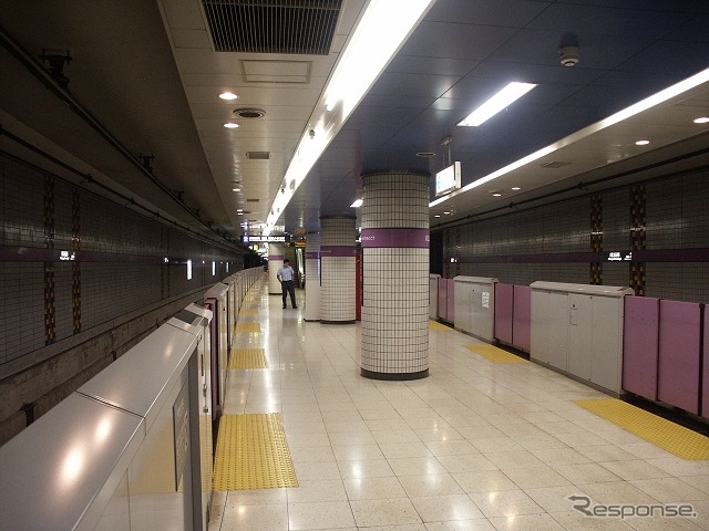 埼玉高速鉄道は2018年春に通学定期券を値下げする。写真は川口元郷駅。